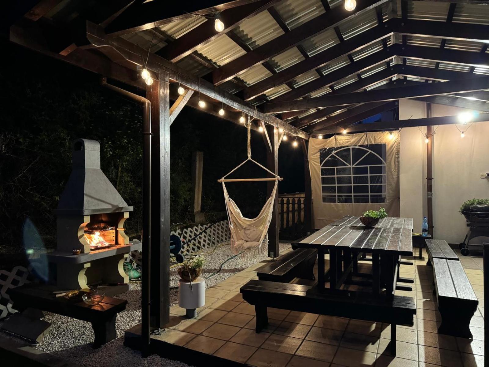 Villa Beskidzka 100 - Sauna & Balia Z Jacuzzi Widok Na Gory I Jezioro Zywieckie Зажече Экстерьер фото
